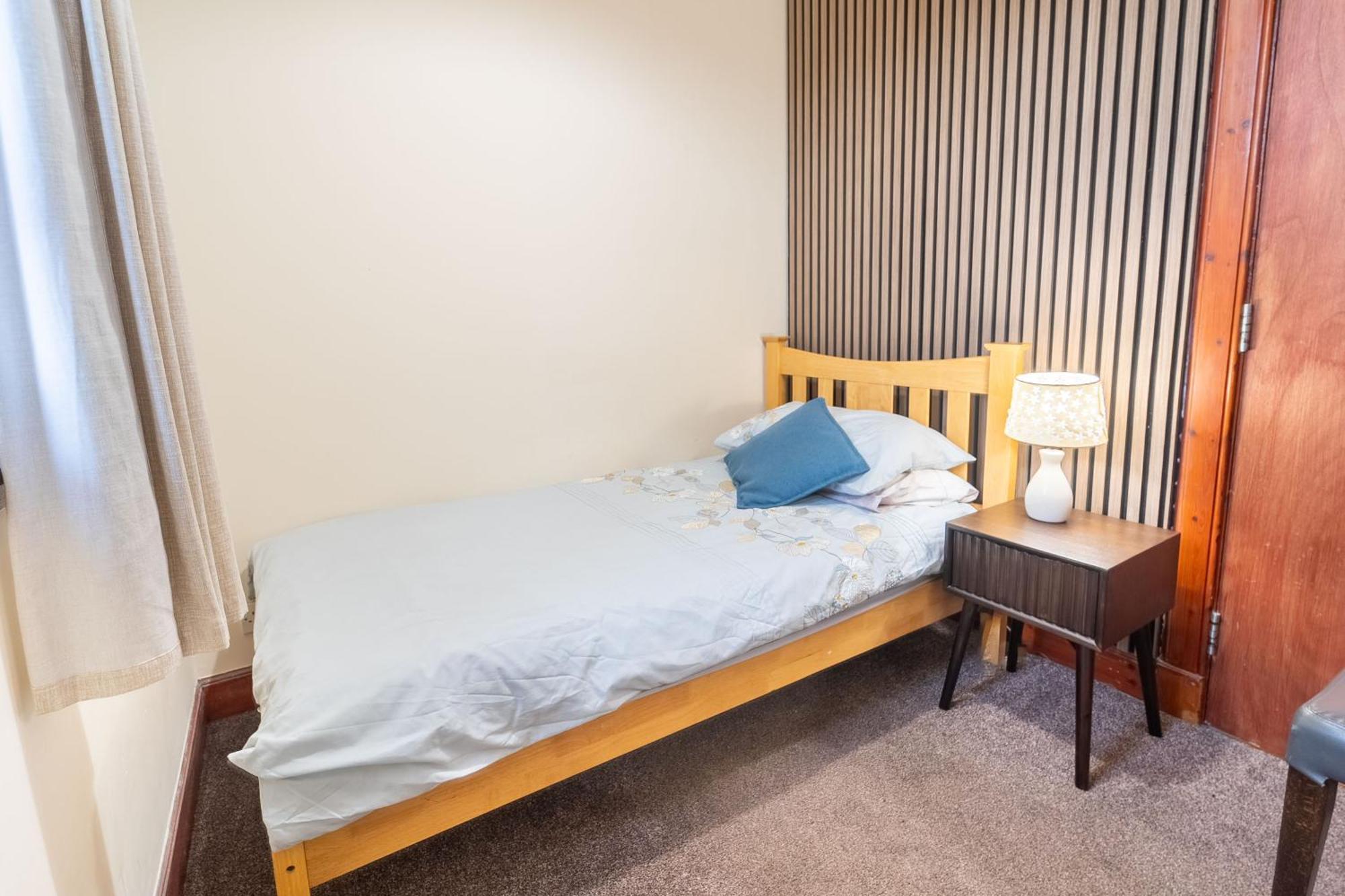 Prime Location Rooms In High Street Fort William Exterior foto